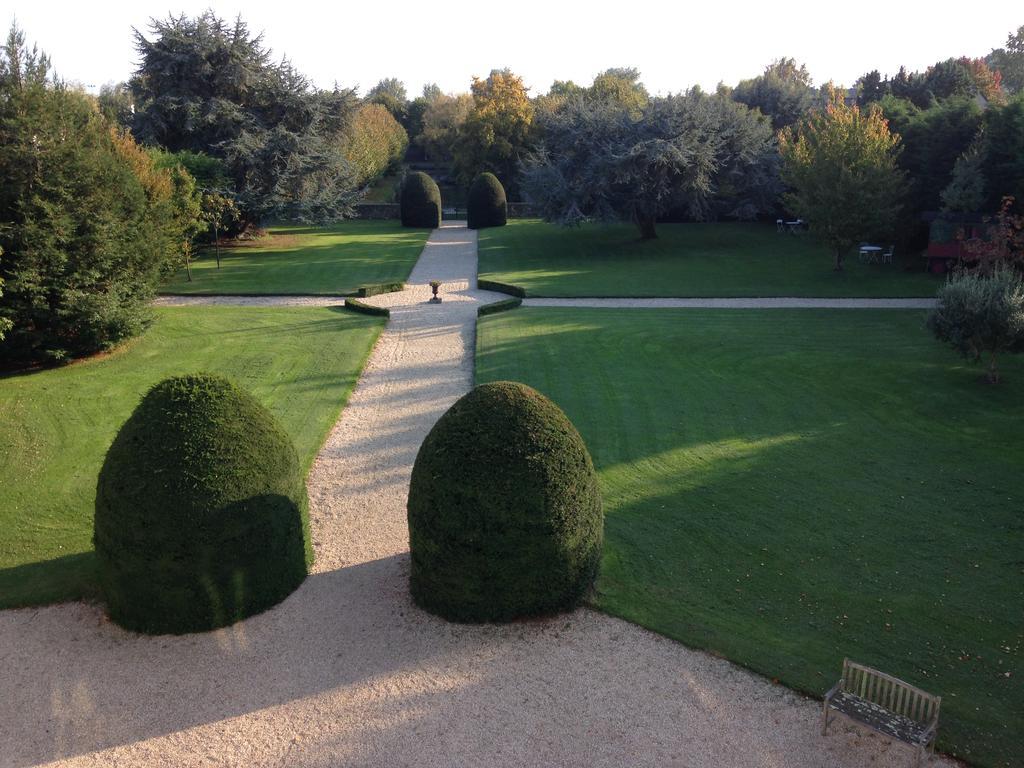 Manoir De La Baronnie Bed & Breakfast Saint-Malo Bagian luar foto