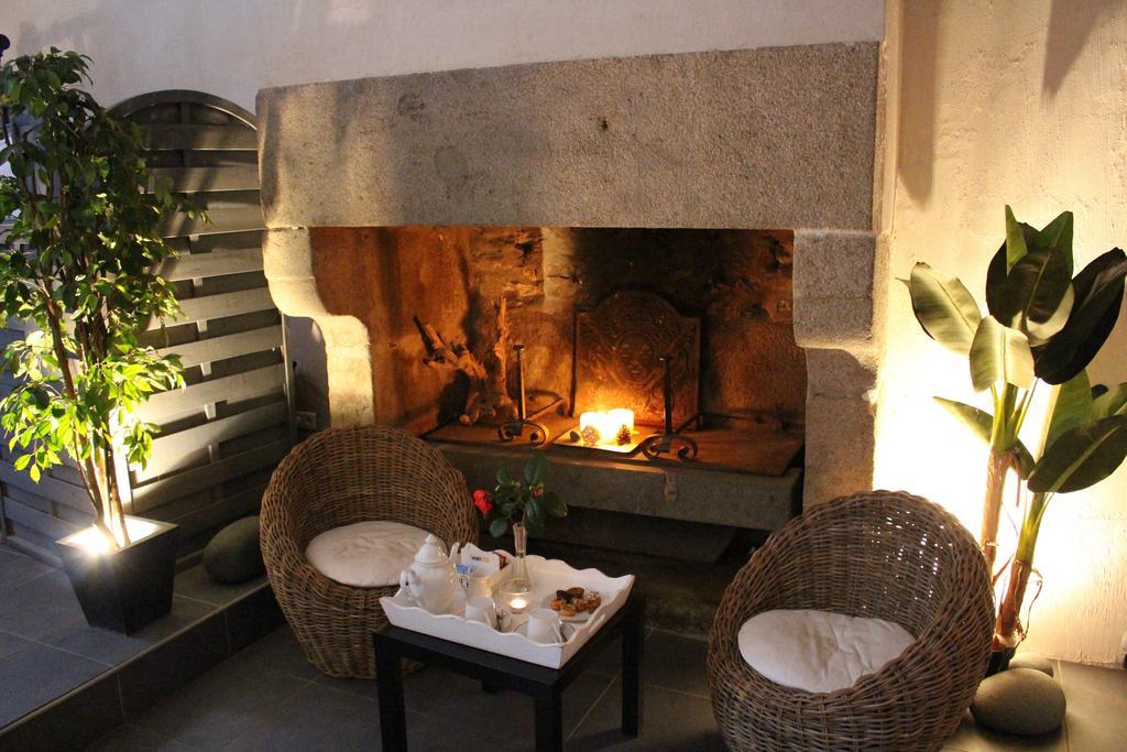 Manoir De La Baronnie Bed & Breakfast Saint-Malo Bagian luar foto